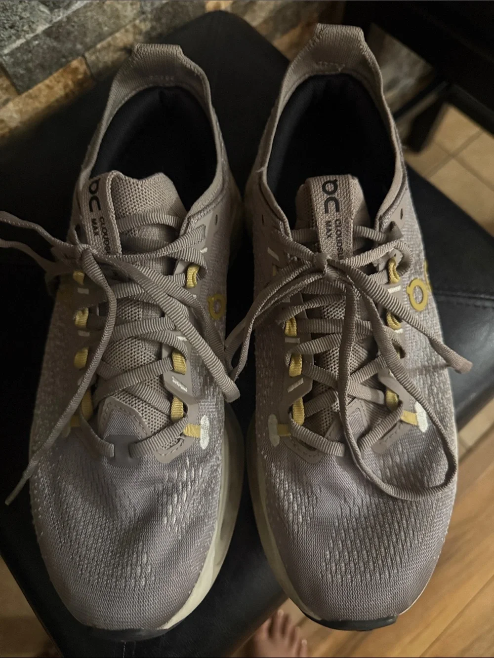 On Running Mens CloudSurfer Max Running Shoes
